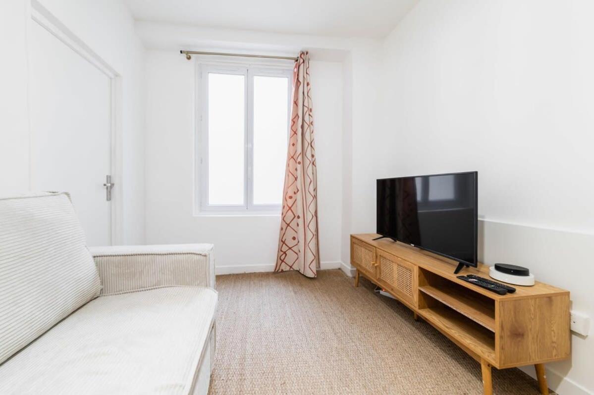 Jolie 2 Pieces 35M2 Bien Equipee 4P - Paris 20 - Flat-Guest Apartment ภายนอก รูปภาพ